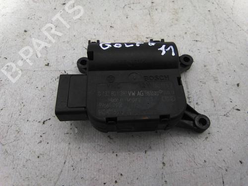Moteur de chauffage VW GOLF VI (5K1) 1.6 TDI (105 hp) 19829950