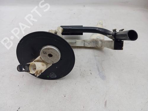 Used Fuel pump MERCEDES-BENZ C-CLASS (W202) C 220 D (202.121) (95 hp) 31256292