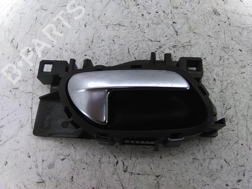 Used Front right exterior door handle PEUGEOT 208 I (CA_, CC_) 1.2 THP 110 (110 hp) 19837393
