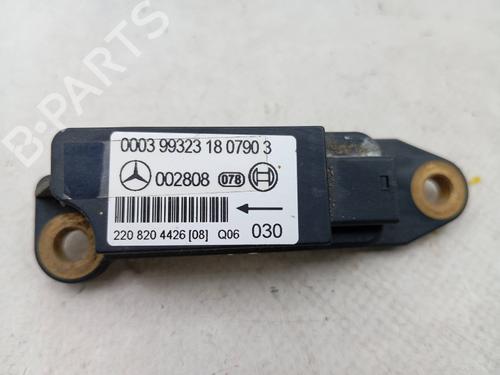 Ander MERCEDES-BENZ S-CLASS (W220, V220) S 320 (220.065, 220.165) (224 hp) 27895339