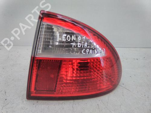 Høyre baklys SEAT LEON (1M1) 1.9 TDI (110 hp) 22952590