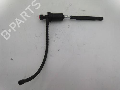 Used Clutch pedal RENAULT TRAFIC II Bus (JL) 1.9 dCI 80 (JL0B) (82 hp) 19836939
