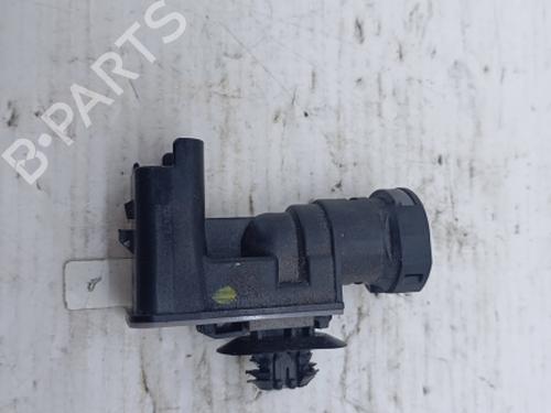 Andre PEUGEOT 508 I (8D_) 2.0 HDi Hybrid4 AWC (200 hp) 30002453