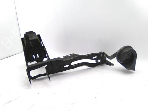 Used Left headlight support BMW 3 (F30, F80) 320 d (184 hp) 22949372