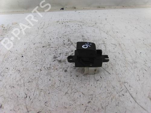 Used Switch NISSAN X-TRAIL I (T30) 2.2 dCi 4x4 (136 hp) 19872791