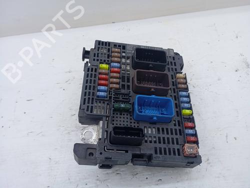 Andre PEUGEOT 508 I (8D_) 2.0 HDi Hybrid4 AWC (200 hp) 30002446