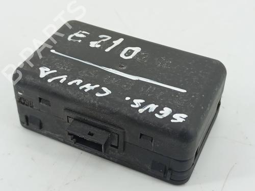 Used Electronic module Electronic module MERCEDES-BENZ E-CLASS T-Model (S210) E 290 T Turbo-D (210.217) (129 hp) 32731854 32731854