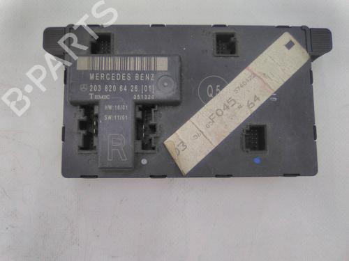 Używane Moduł elektroniczny MERCEDES-BENZ C-CLASS (W203) C 200 CDI (203.004) (116 hp) 22960862