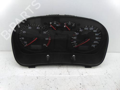 Used Instrument cluster VW GOLF IV (1J1) 1.4 16V (75 hp) 19853909
