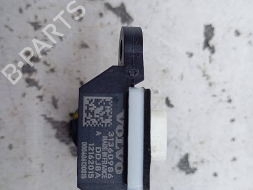 Other VOLVO V40 Hatchback (525) D2 | BP21049295O1 