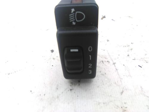 Used Switch OPEL CORSA B (S93) 1.2 i (F08, F68, M68) (45 hp) 19848562