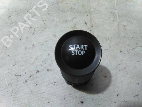 Used Switch RENAULT MEGANE II (BM0/1_, CM0/1_) 1.5 dCi (BM0F, BM0T, BM2B, CM0F, CM0T) (82 hp) 19875771