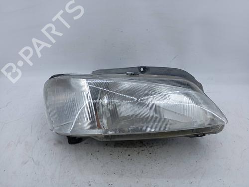 Used Right headlight PEUGEOT 106 II (1A_, 1C_) 1.1 i (60 hp) 19812768