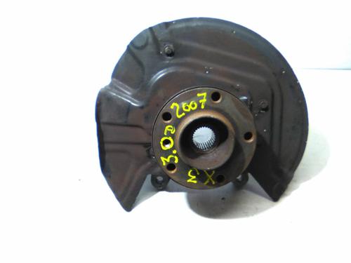 Used Left front steering knuckle BMW X3 (E83) xDrive 30 d (218 hp) 19868649
