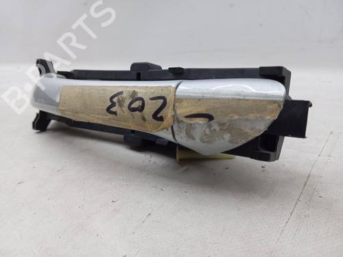 Venstre bagtil udvendigt håndtag MERCEDES-BENZ C-CLASS (W203) C 220 CDI (203.006) (136 hp) 25298827