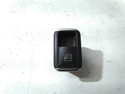 Used Switch MERCEDES-BENZ A-CLASS (W176) A 200 CDI (176.001) (136 hp) 19820321