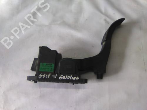 Used Pedal VW GOLF IV (1J1) 1.4 16V (75 hp) 19836599