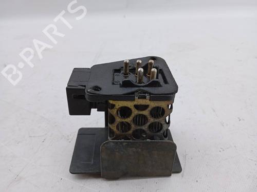 Used Heater resistor MERCEDES-BENZ 190 (W201) D 2.0 (201.122) (72 hp) 19830035