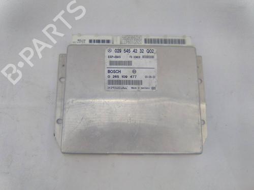 Used ABS pump MERCEDES-BENZ A-CLASS (W169) A 170 (169.032, 169.332) (116 hp) 19843665