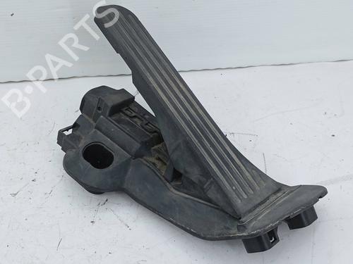 Pedal VW GOLF V (1K1) 2.0 TDI (136 hp) 22954112