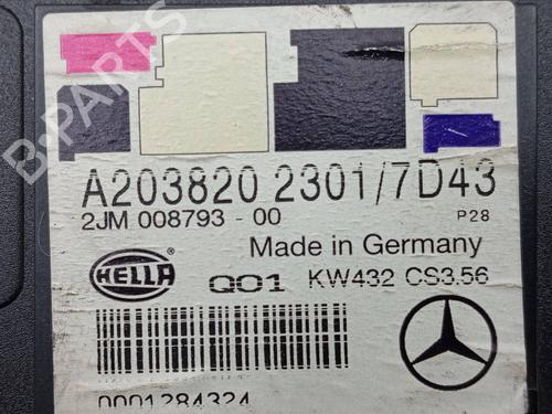 Lampa oświetlenia wnętrza MERCEDES-BENZ C-CLASS (W203) C 220 CDI (203.006, 203.008) | BP25344344I8 