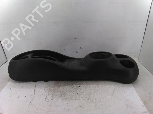 Used Middle console TOYOTA YARIS (_P1_) 1.4 D-4D (NLP10_, NLP10R) (75 hp) 19819628