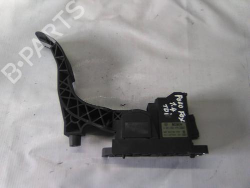 Used Pedal VW POLO (9N_, 9A_) 1.4 TDI (70 hp) 19836785