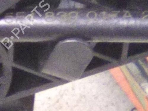 Front left exterior door handle SEAT ARONA (KJ7, KJP) 1.0 TSI | BP20370988C128