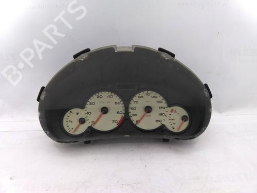 Cockpit PEUGEOT 206 Hatchback (2A/C) 1.4 i (75 hp) 19821562