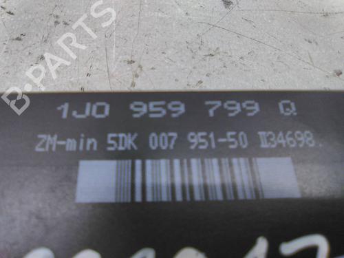 Electronic module VW GOLF IV (1J1) 1.4 16V | BP19856158M83 