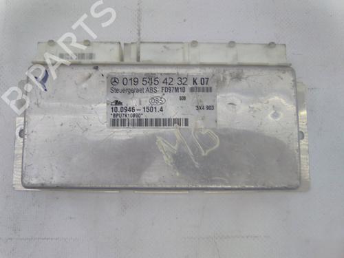 Used ABS pump MERCEDES-BENZ C-CLASS (W202) C 220 D (202.121) (95 hp) 19843644