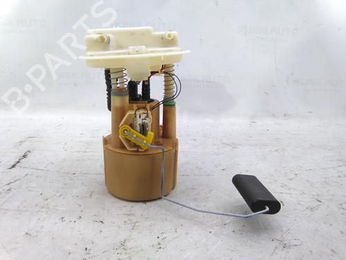Used Fuel pump RENAULT CLIO II (BB_, CB_) 1.2 (BB0A, BB0F, BB10, BB1K, BB28, BB2D, BB2H, CB0A,... (58 hp) 19825615