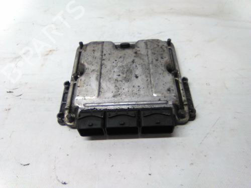 Used Engine control unit (ECU) RENAULT LAGUNA II Grandtour (KG0/1_) 1.9 dCi (107 hp) 19861540