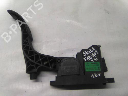 Used Pedal SKODA FABIA I (6Y2) 1.4 16V (100 hp) 19836543