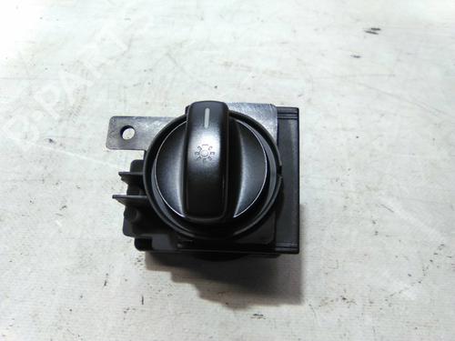 Used Headlight switch MERCEDES-BENZ A-CLASS (W169) A 150 (169.031, 169.331) (95 hp) 19876846