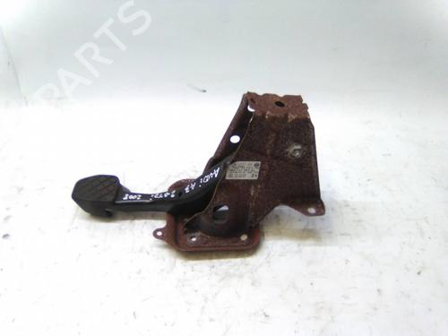 Used Break pedal AUDI A3 (8P1) 2.0 TDI (136 hp) 19814653