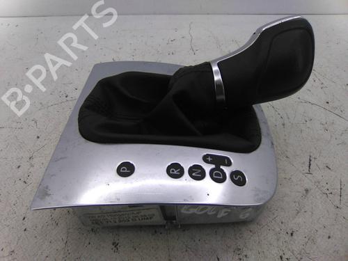 Used Shift knob VW GOLF VI (5K1) 2.0 TDI (110 hp) 22938251