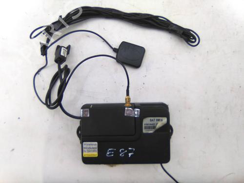 Used Electronic module BMW 1 (E87) 120 d (150 hp) 22961559