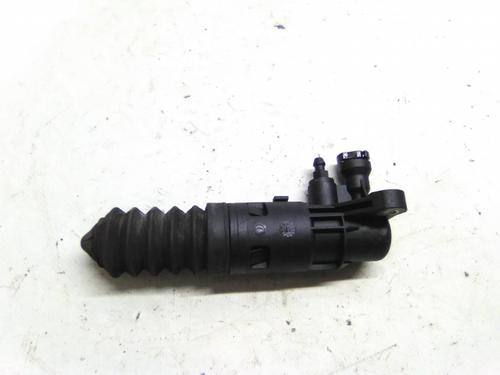 Used Clutch slave cylinder AUDI A4 B7 (8EC) 2.5 TDI (163 hp) 22954513