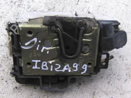 Vergrendeling rechts voor SEAT IBIZA II (6K1) 1.4 i (60 hp) 22961333