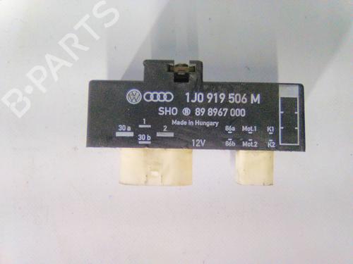 Calculateur moteur (ecu) SEAT IBIZA III (6L1) 1.9 TDI (131 hp) 22935792