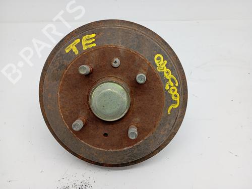 Used Left rear steering knuckle HYUNDAI ACCENT II (LC) 1.5 CRDi (82 hp) 31076726