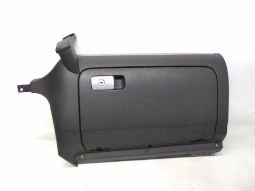 Used Glove box VW GOLF V (1K1) 2.0 TDI (136 hp) 19811570
