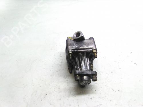 Used Steering pump AUDI 80 B3 Saloon (893, 894, 8A2) 1.6 TD (80 hp) 22936404