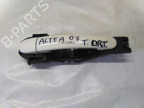 Used Rear right exterior door handle SEAT ALTEA (5P1) 1.6 TDI (90 hp) 19834051