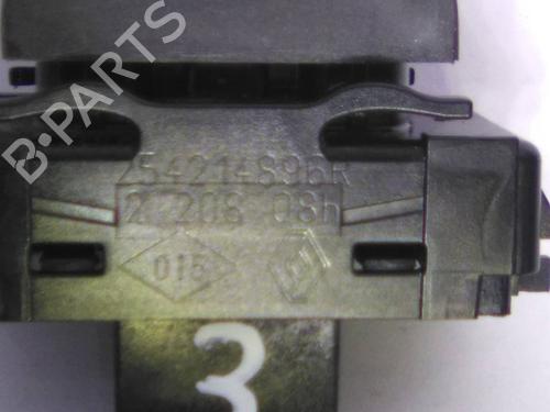 Switch RENAULT MEGANE IV Grandtour (K9A/M/N_) 1.5 dCi 110 | BP19839156I30