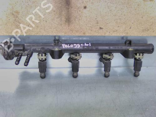 Used Injection rail VW POLO III (6N1) 100 1.4 16V (100 hp) 19852225