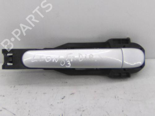 Used Front right exterior door handle SEAT LEON (1M1) 1.9 TDI (150 hp) 19828213