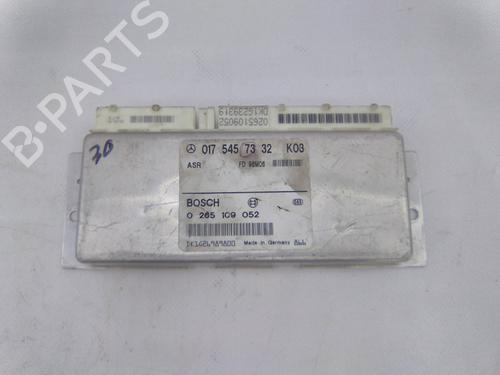 ABS Bremseaggregat MERCEDES-BENZ E-CLASS (W210) E 220 CDI (210.006) (143 hp) 19843657
