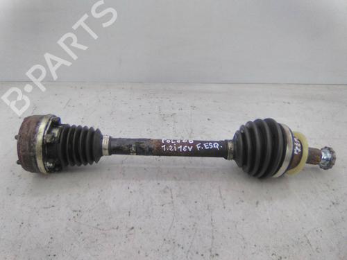 Used Left front driveshaft VW POLO (9N_, 9A_) 1.2 12V (64 hp) 19830257